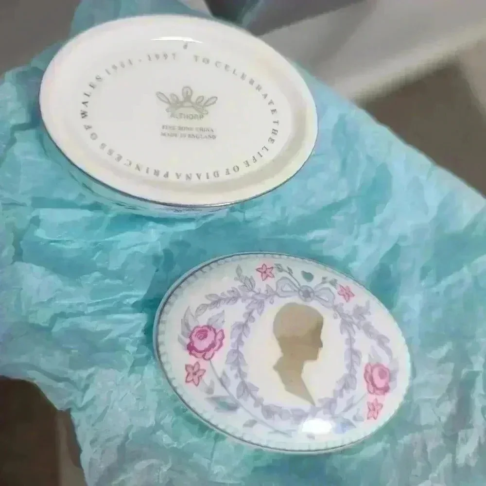 Althorp Fine Bone China Princess Diana Commemorative Trinket Box / Pill Box RARE